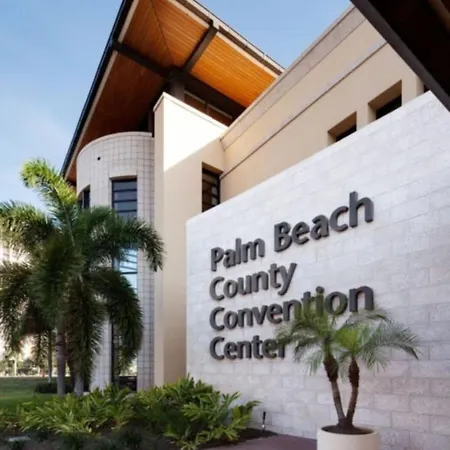 Beautiful Home In West Palm 5 Min To Airport